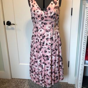 Liz Claiborne Size 8 pleated midi Sun Dress
